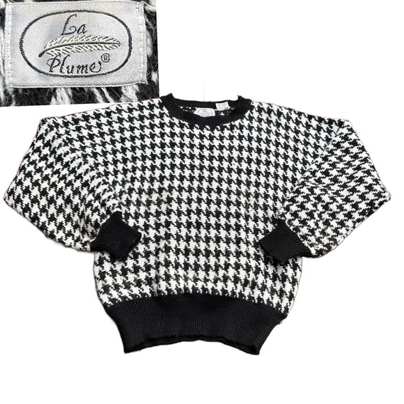 Vintage Black and White Houndstooth Pullover Sweater / Women’s Medium * - Picture 1 of 4